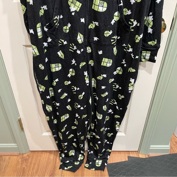 Torrid 1X 2X Halloween Glow in the Dark Ghost Fleece Soft Onesie Pajamas NWT - Picture 9 of 9